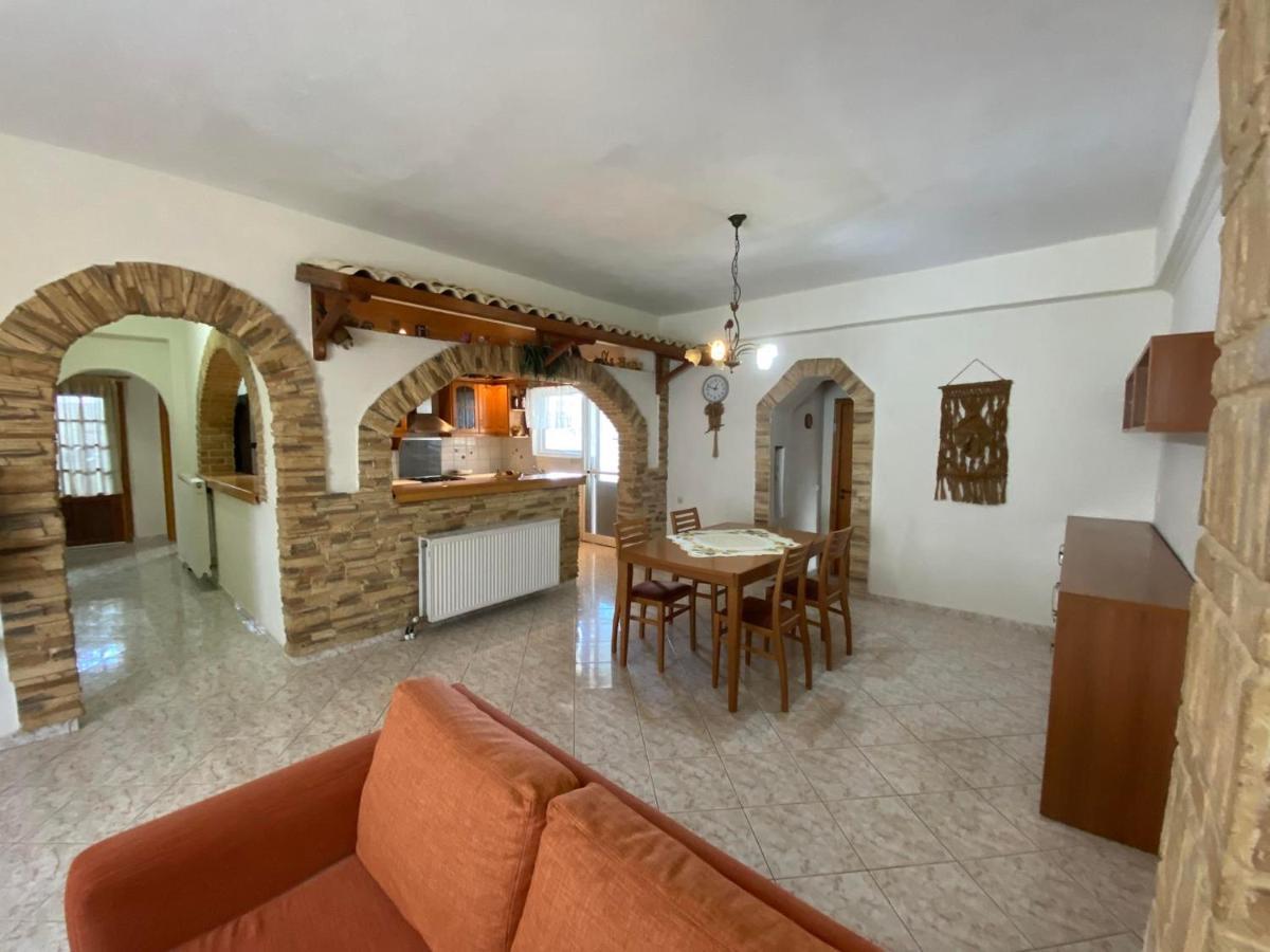 Villa Theo Marathiás Dış mekan fotoğraf